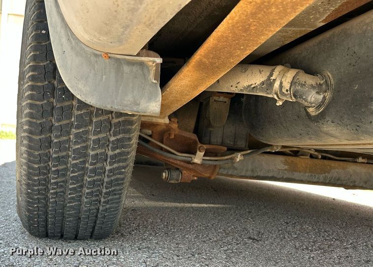 image for item EX9807 1998 Dodge Grand Caravan van