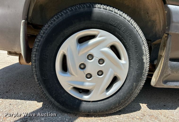 image for item EX9807 1998 Dodge Grand Caravan van