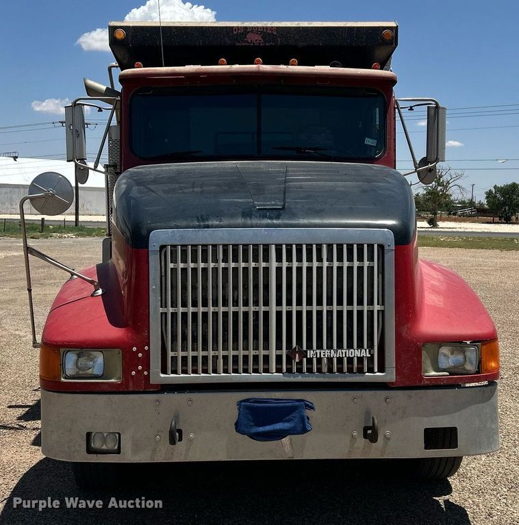 image for item EX9811 1995 International 9400 dump truck