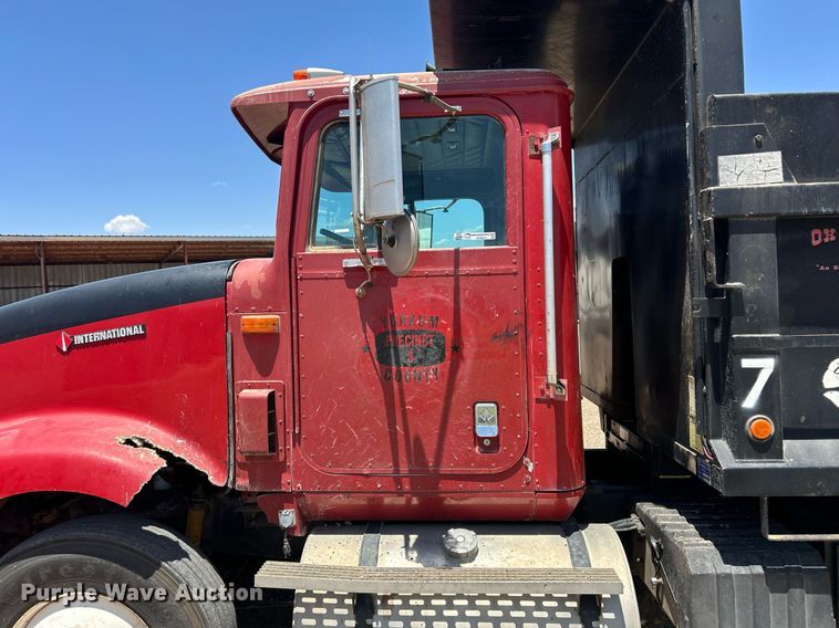 image for item EX9811 1995 International 9400 dump truck