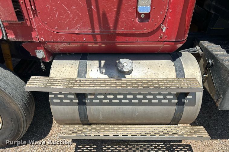 image for item EX9811 1995 International 9400 dump truck