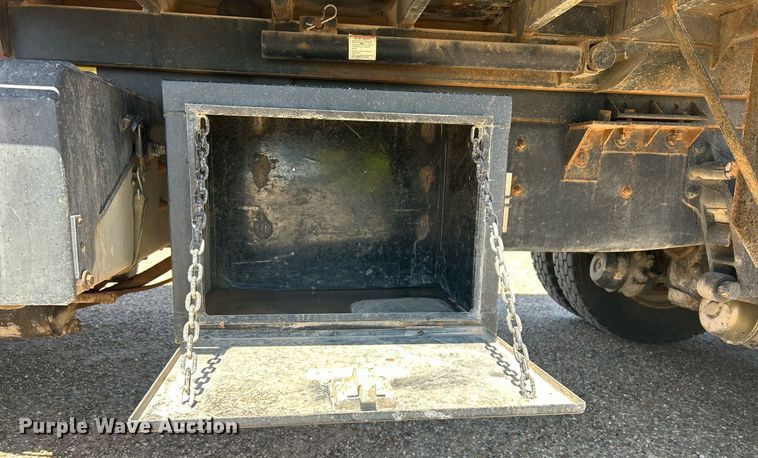 image for item EX9811 1995 International 9400 dump truck