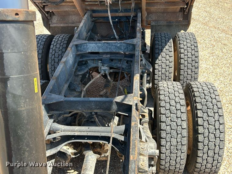 image for item EX9811 1995 International 9400 dump truck