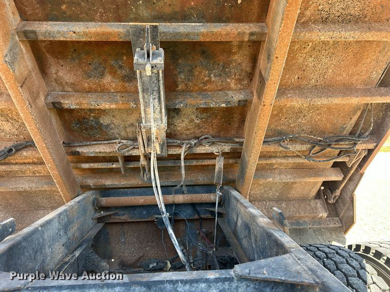 image for item EX9811 1995 International 9400 dump truck
