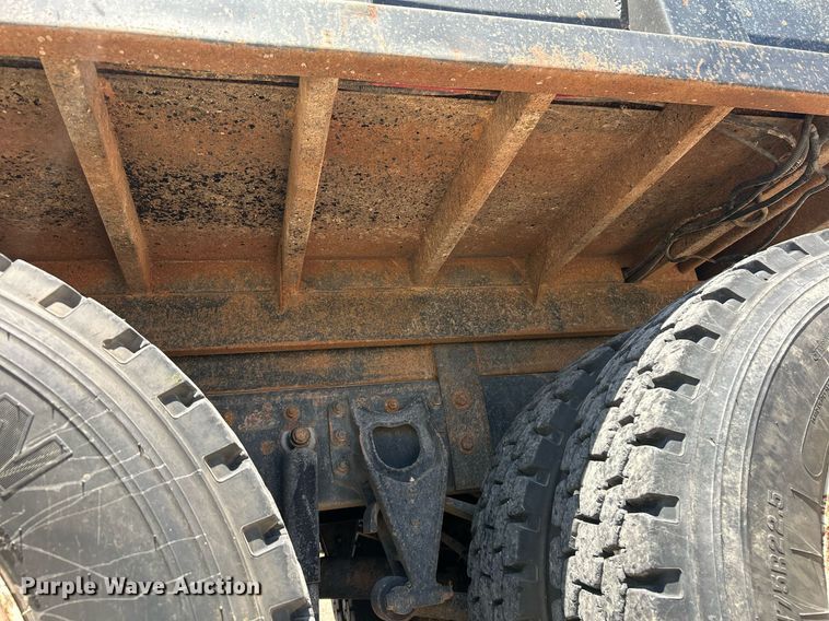 image for item EX9811 1995 International 9400 dump truck