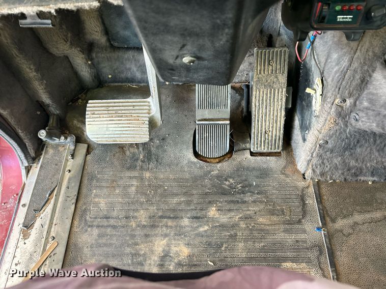 image for item EX9811 1995 International 9400 dump truck