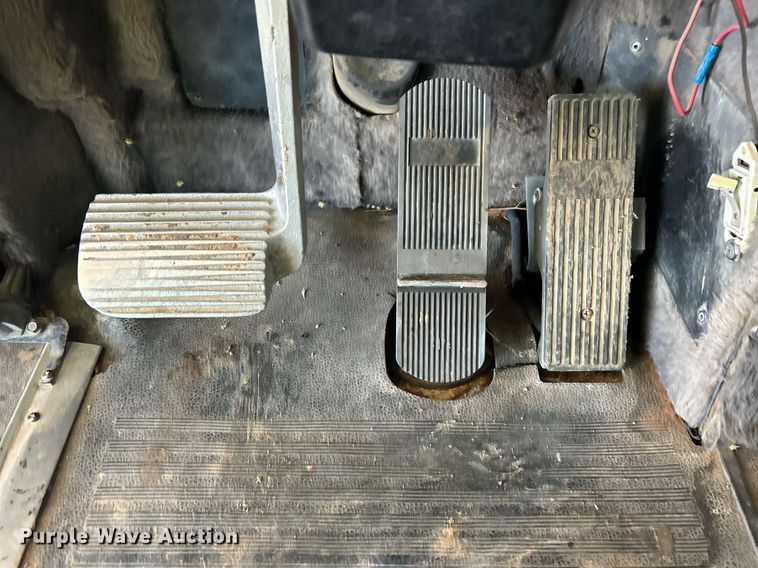 image for item EX9811 1995 International 9400 dump truck