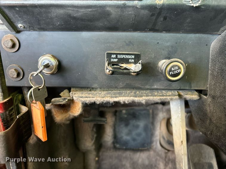 image for item EX9811 1995 International 9400 dump truck