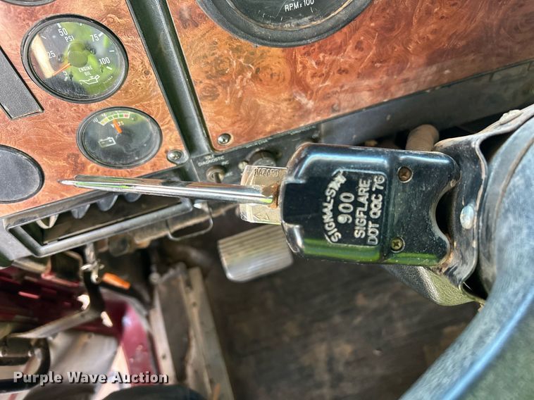 image for item EX9811 1995 International 9400 dump truck