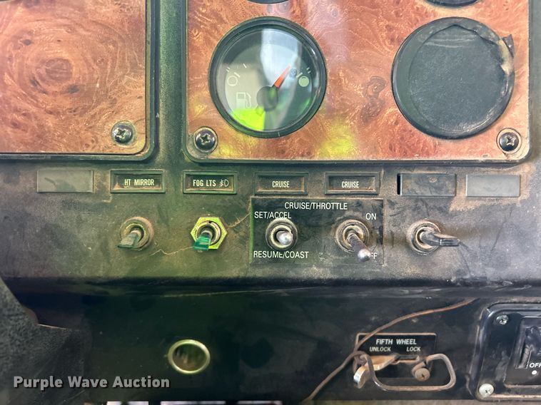 image for item EX9811 1995 International 9400 dump truck