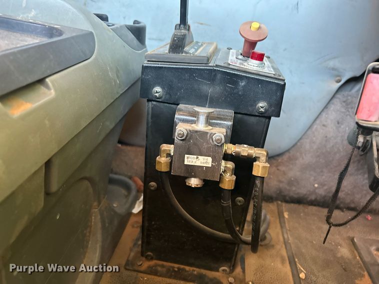 image for item EX9811 1995 International 9400 dump truck