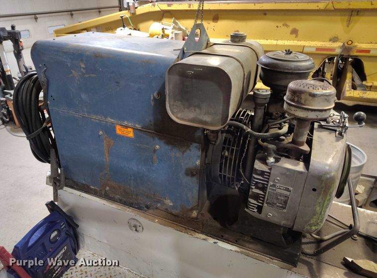 image for item IP9628 Miller welder