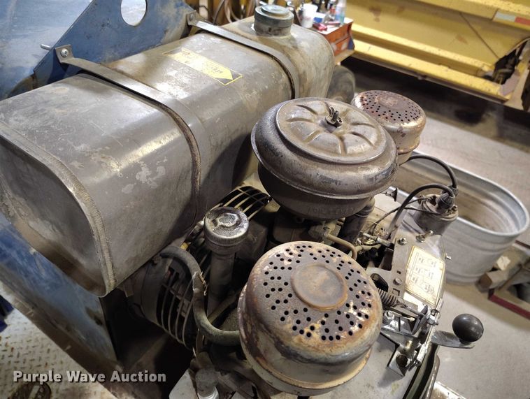 image for item IP9628 Miller welder