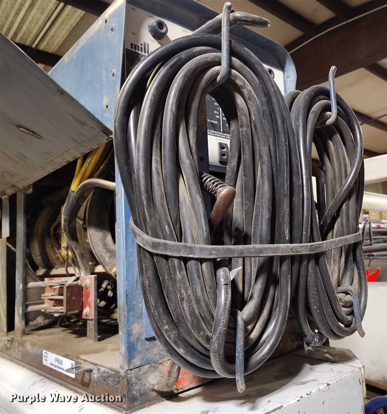 image for item IP9628 Miller welder