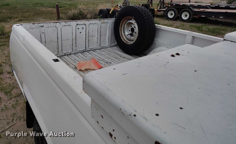 image for item IP9630 1997 Chevrolet C1500 pickup truck