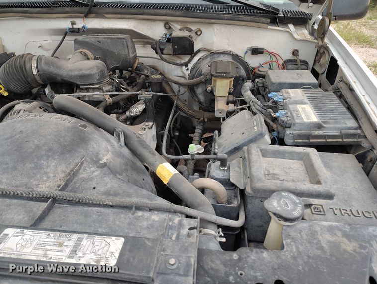 image for item IP9630 1997 Chevrolet C1500 pickup truck