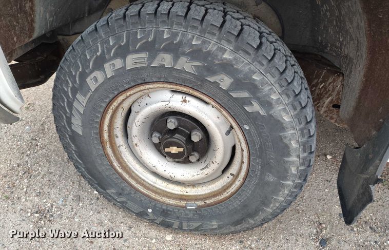 image for item IP9630 1997 Chevrolet C1500 pickup truck