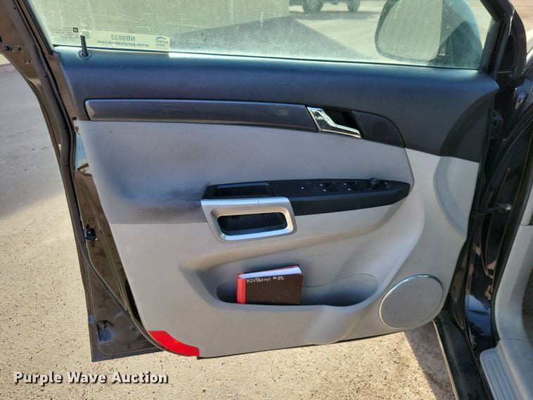 image for item NB9833 2008 Saturn Vue XR SUV