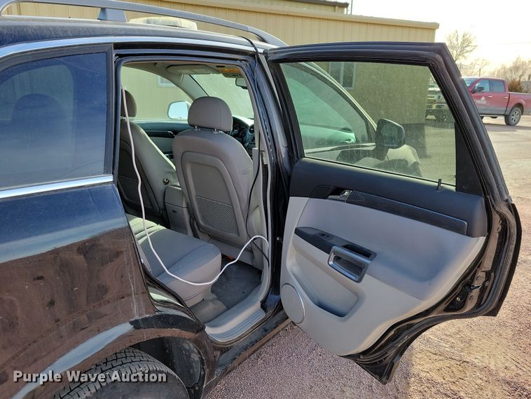 image for item NB9833 2008 Saturn Vue XR SUV