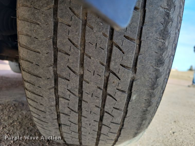 image for item NB9833 2008 Saturn Vue XR SUV