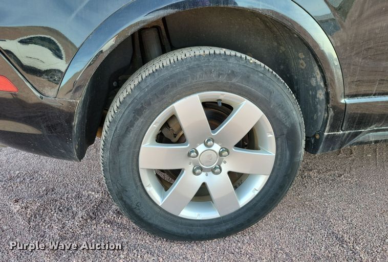 image for item NB9833 2008 Saturn Vue XR SUV