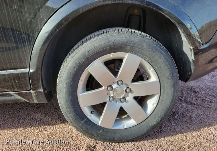 image for item NB9833 2008 Saturn Vue XR SUV