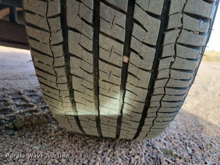 image for item NB9833 2008 Saturn Vue XR SUV