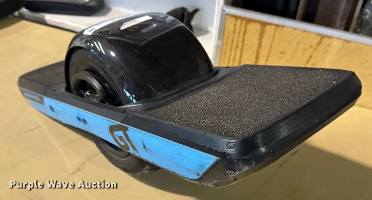 image for item NO9744 Onewheel GT electric skateboard