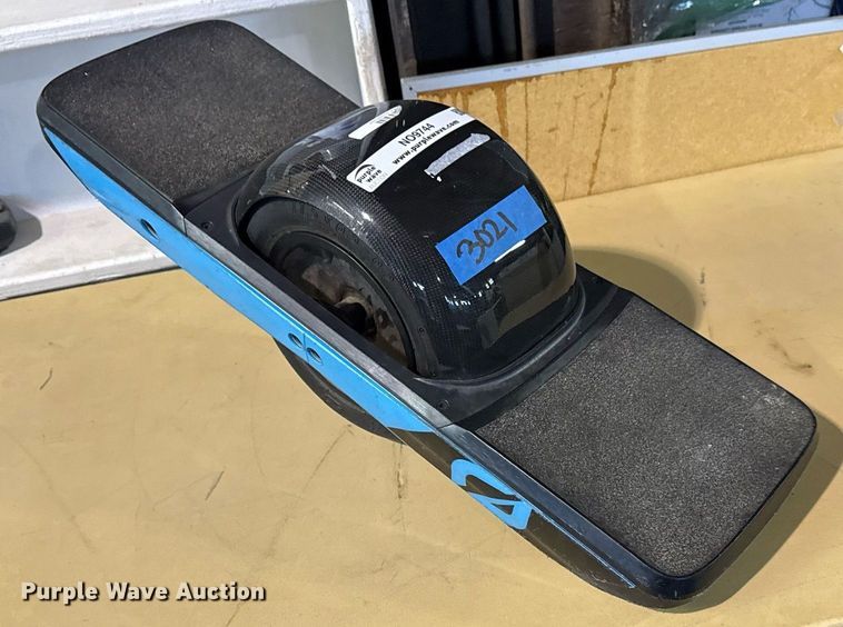 image for item NO9744 Onewheel GT electric skateboard