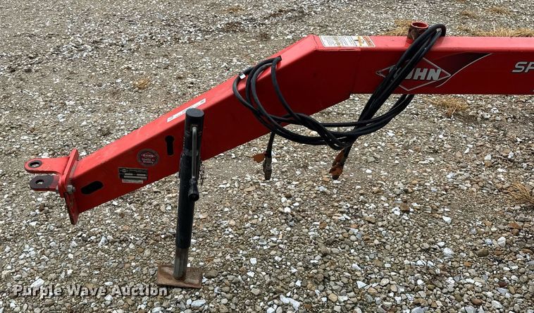 image for item DH9993 Kuhn Speed Rake SR112 hay rake