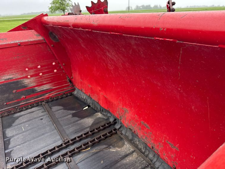 image for item DH9995 1991 New Holland 195 manure spreader