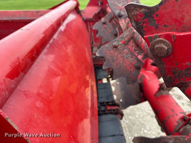 image for item DH9995 1991 New Holland 195 manure spreader