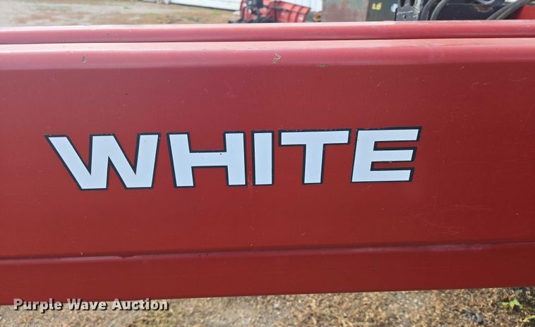 image for item DR4442 1996 AGCO White 6180 planter