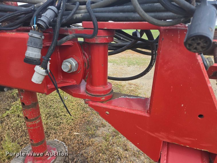 image for item DR4442 1996 AGCO White 6180 planter