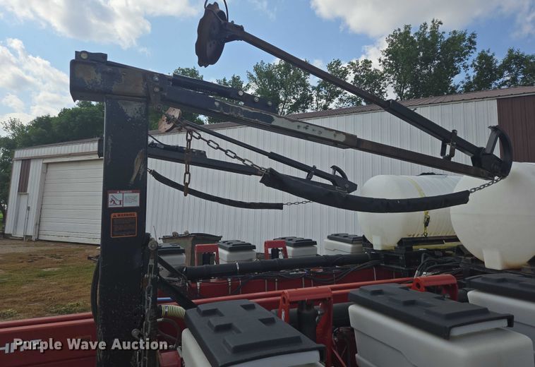 image for item DR4442 1996 AGCO White 6180 planter