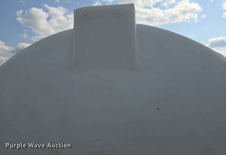 image for item DR4442 1996 AGCO White 6180 planter