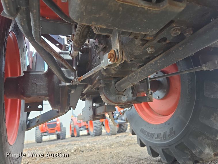 image for item DT4896 Kubota L3301D MFWD tractor