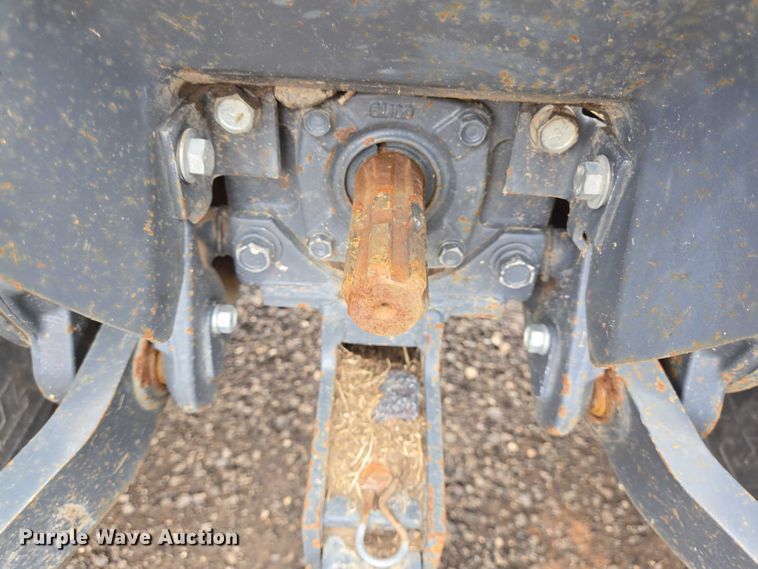 image for item DT4896 Kubota L3301D MFWD tractor