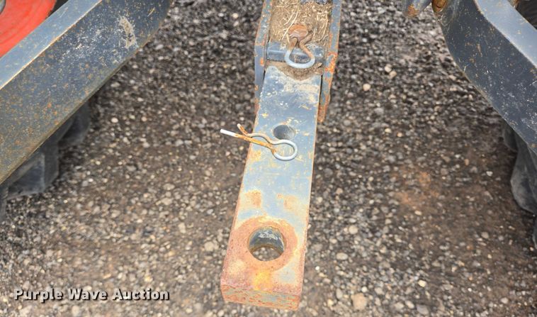 image for item DT4896 Kubota L3301D MFWD tractor