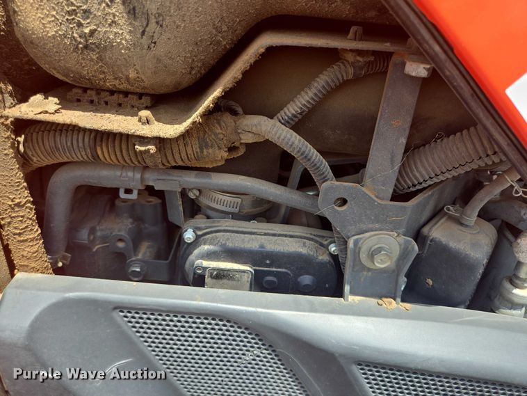 image for item DT4896 Kubota L3301D MFWD tractor