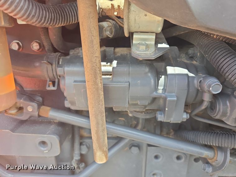 image for item DT4896 Kubota L3301D MFWD tractor