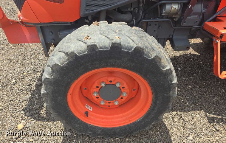 image for item DT4896 Kubota L3301D MFWD tractor