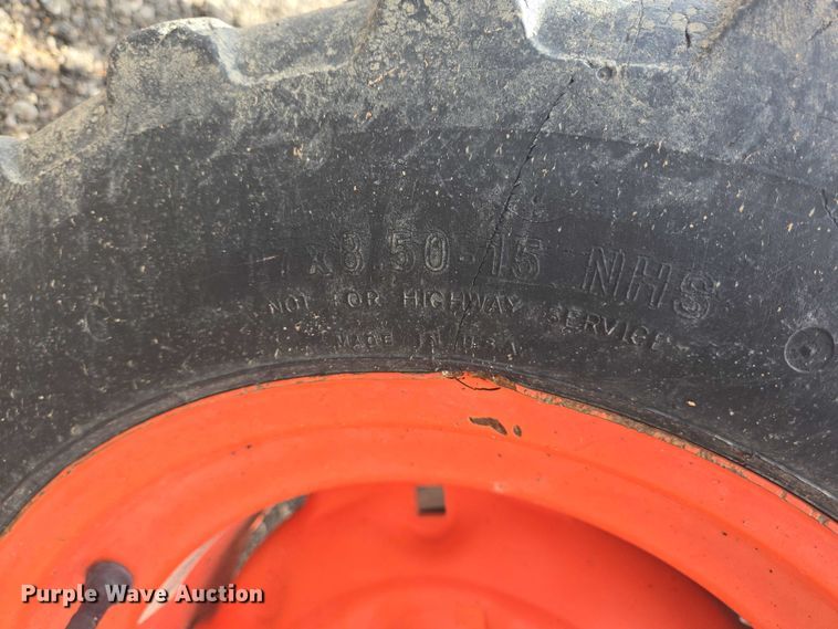 image for item DT4896 Kubota L3301D MFWD tractor