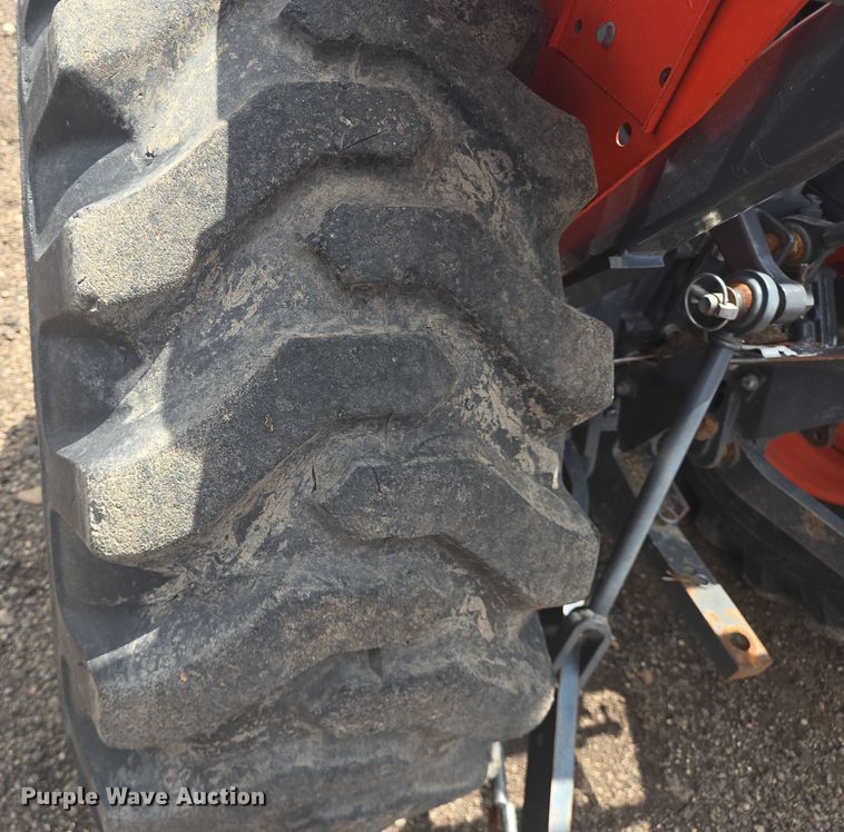 image for item DT4896 Kubota L3301D MFWD tractor