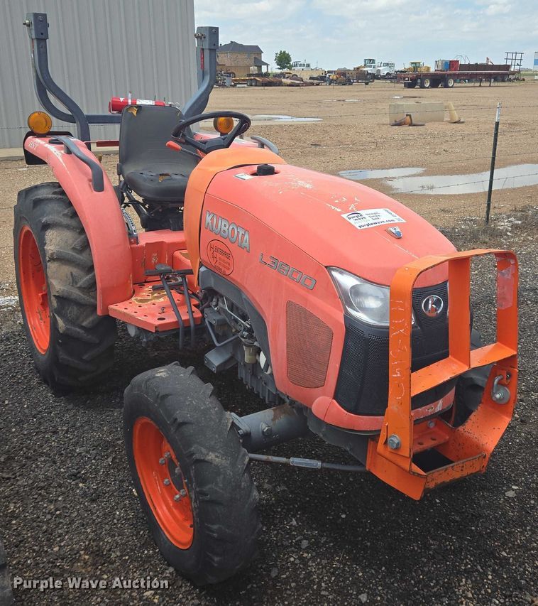 image for item DT4898 Kubota L3800 MFWD tractor