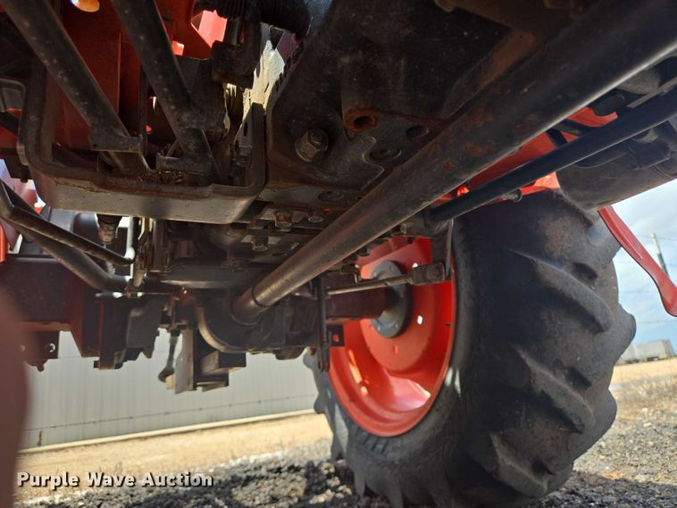 image for item DT4898 Kubota L3800 MFWD tractor