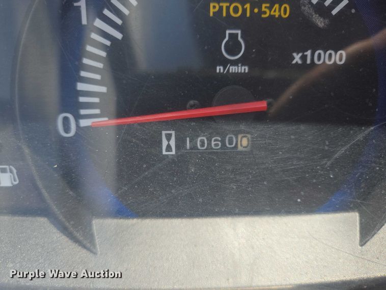 image for item DT4898 Kubota L3800 MFWD tractor