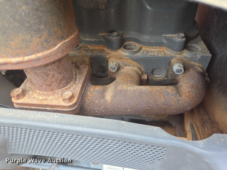 image for item DT4898 Kubota L3800 MFWD tractor