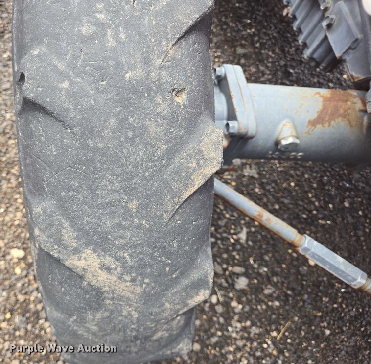 image for item DT4898 Kubota L3800 MFWD tractor