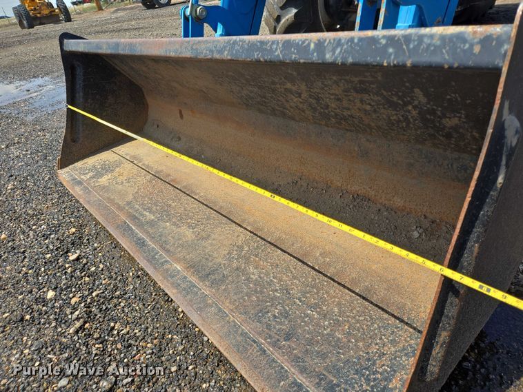 image for item DT4900 LS Mtron P7040 MFWD tractor